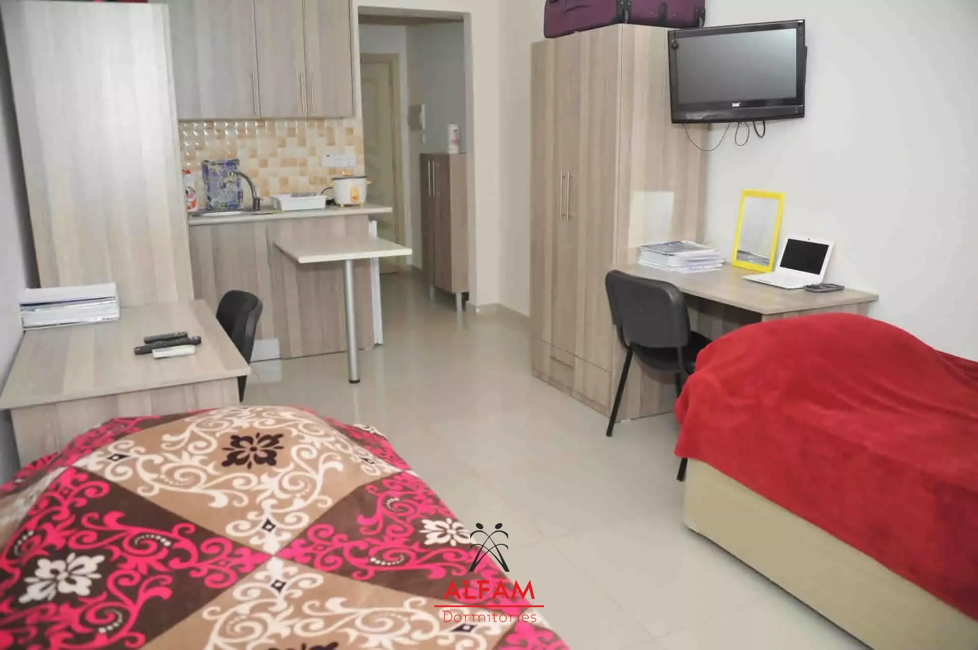 Ofis Arkası Çift Kişilik Oda